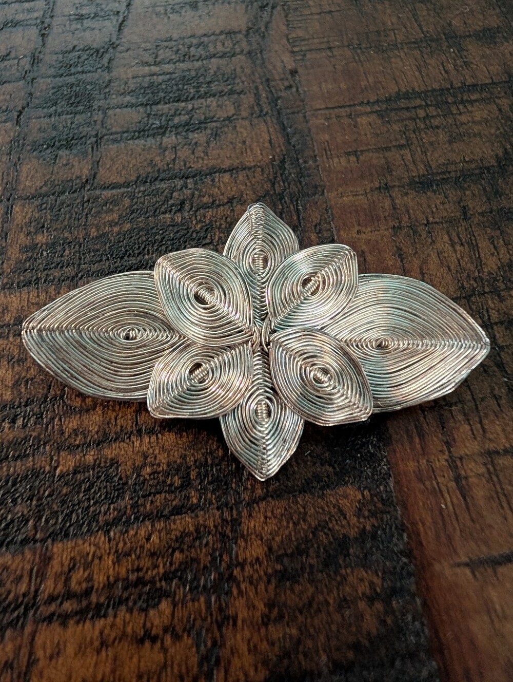 Vintage Silver Spun Wire Brooch